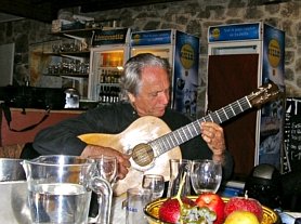 Pedro SolerPedro Soler bei einer Session nach dem Konzert in Eus